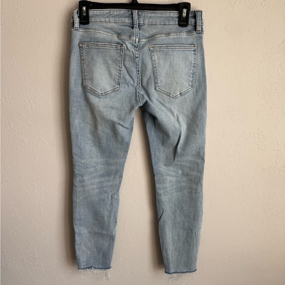 Pistola Light Wash Natural Hem Blue Denim Skinny Jean Women’s 27 Stretch - Picture 4 of 5